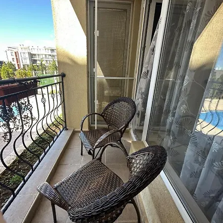 شقة A One-bedroom *